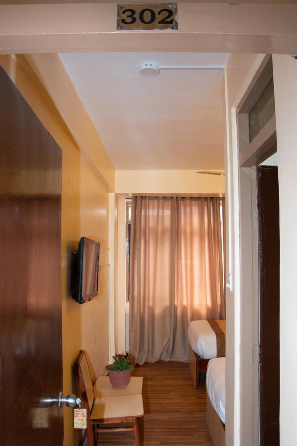 Hotel Lapha Катманду Екстер'єр фото