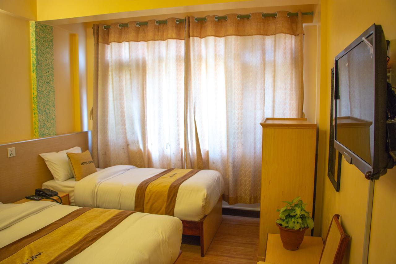 Hotel Lapha Катманду Екстер'єр фото