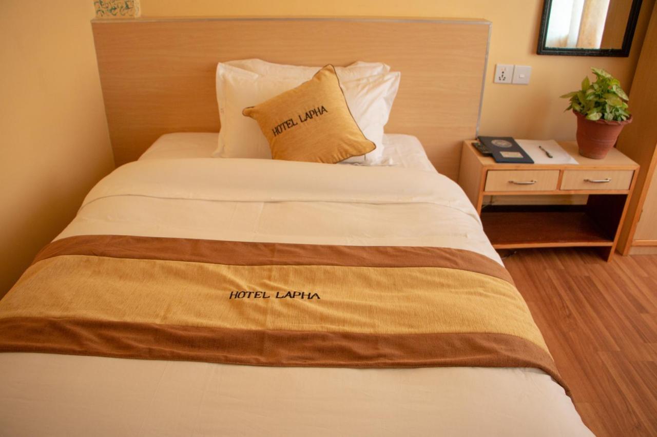 Hotel Lapha Катманду Екстер'єр фото